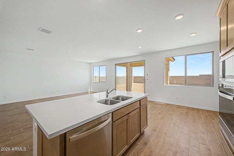 19425 Loma Ln, Waddell, AZ 85355