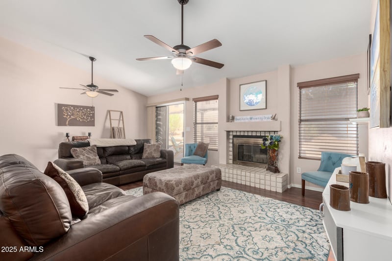 19426 15th Pl, Phoenix, AZ 85024