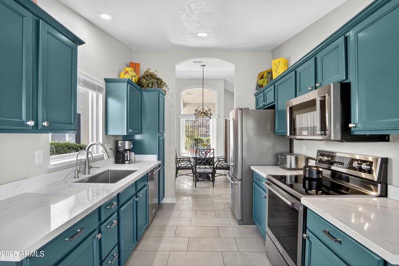 19426 85th Dr, Peoria, AZ 85382