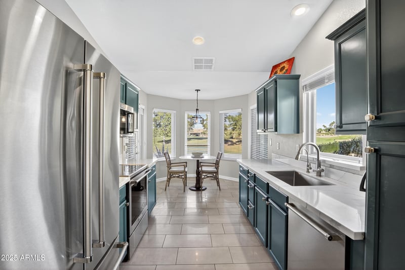 19426 85th Dr, Peoria, AZ 85382