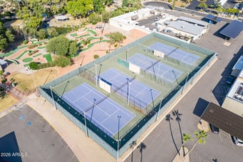 19426 Lakeforest Dr, Sun City, AZ 85373