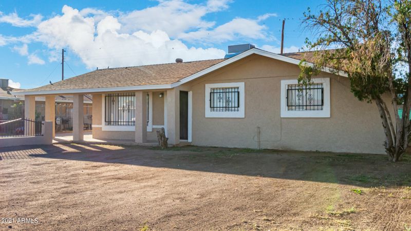 1943 E Carver Dr, Phoenix, AZ 85040