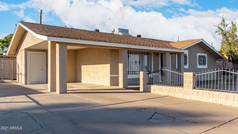 1943 E Carver Dr, Phoenix, AZ 85040