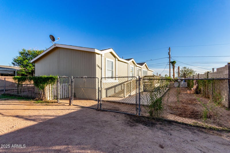 1943 Main Dr, Apache Junction, AZ 85120