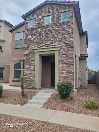1943 77th Glen, Phoenix, AZ 85035