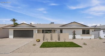 19430 Willowcreek Cir, Sun City, AZ 85373