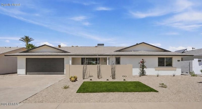 19430 N Willowcreek Cir, Sun City, AZ 85373