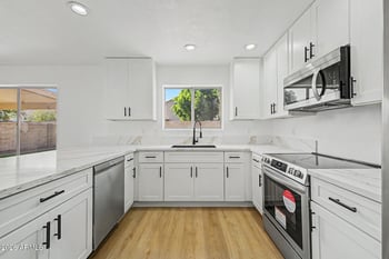 1944 Fellars Dr, Phoenix, AZ 85022