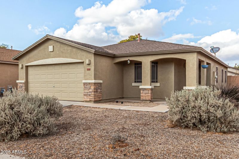 1944 E Saddle Dr, San Tan Valley, AZ 85143