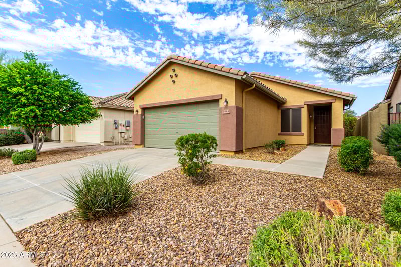 1944 Hemingway Ln, Phoenix, AZ 85086
