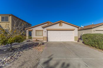 1944 Renegade Trl, San Tan Valley, AZ 85143