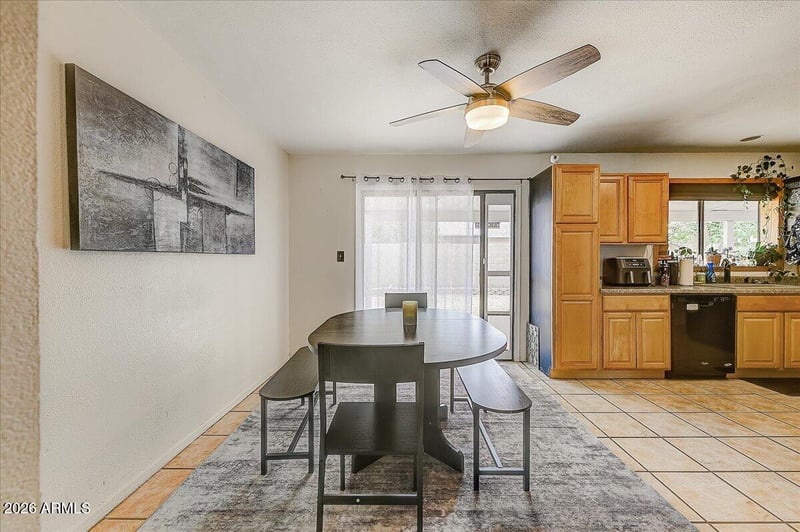 1944 W Kristal Way, Phoenix, AZ 85027