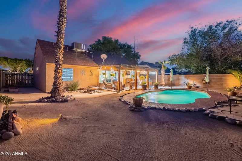 19440 12th St, Phoenix, AZ 85024