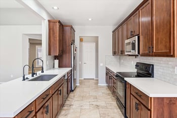 19440 33rd Pl, Phoenix, AZ 85050