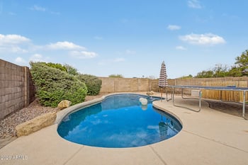 19441 49th Dr, Glendale, AZ 85308
