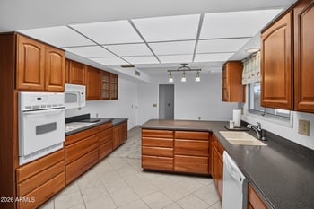19441 N 99th Dr, Sun City, AZ 85373
