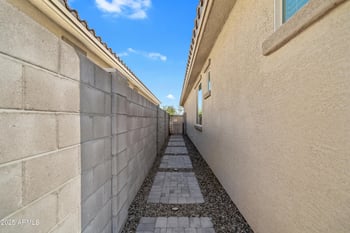 19445 Annika Dr, Litchfield Park, AZ 85340