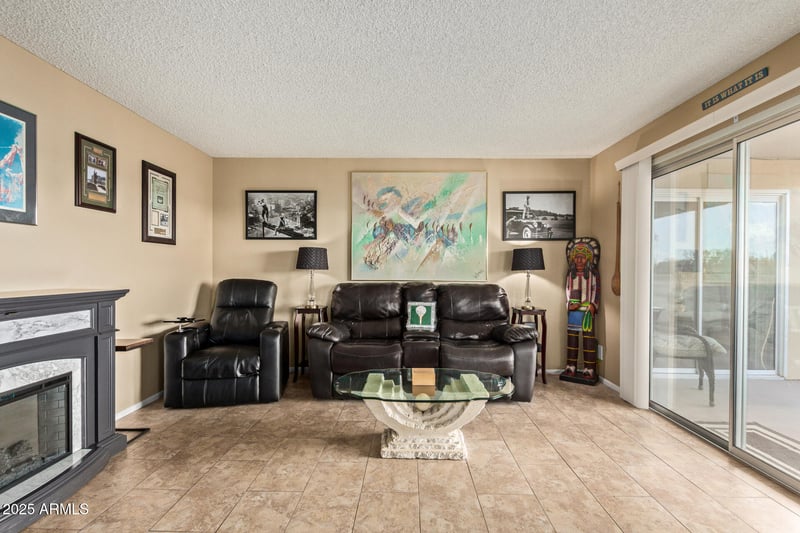 19446 Star Ridge Dr, Sun City West, AZ 85375