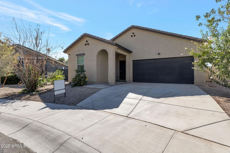 19447 Hazelwood St, Litchfield Park, AZ 85340