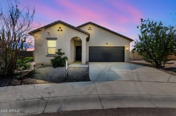19447 Hazelwood St, Litchfield Park, AZ 85340