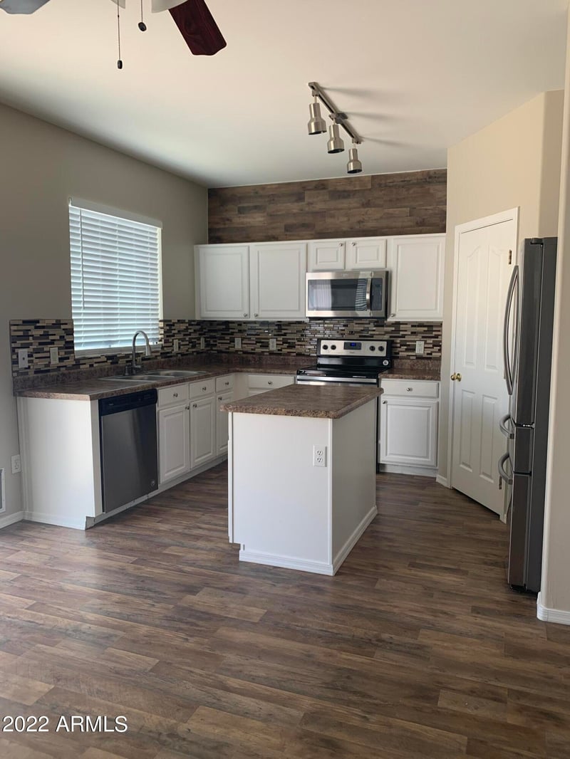 1945 36th Ave, Apache Junction, AZ 85119