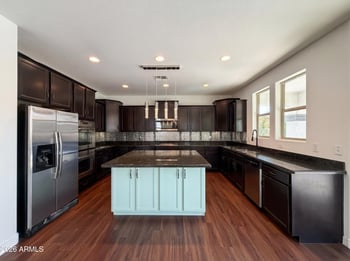 1945 Mia Ln, Gilbert, AZ 85298