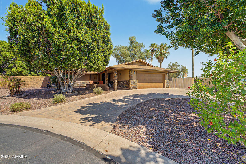 1945 N 66th Pl, Mesa, AZ 85205