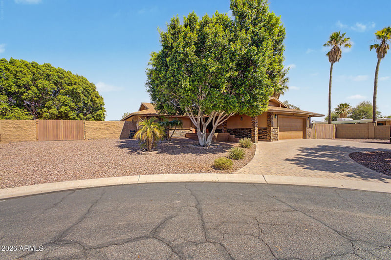 1945 N 66th Pl, Mesa, AZ 85205