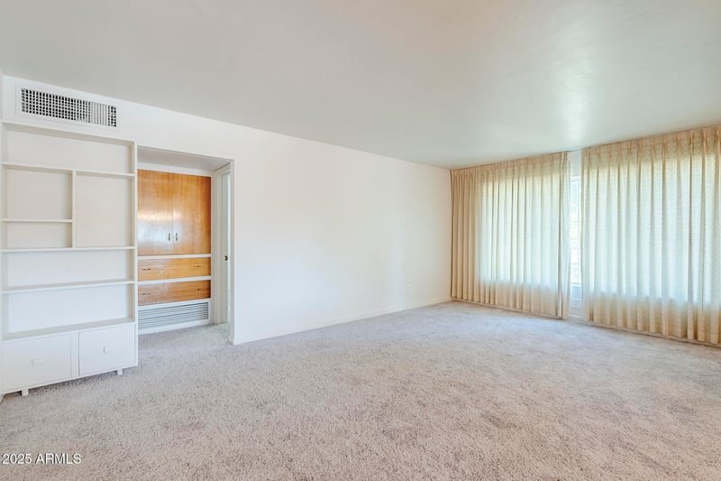 1945 Solano Dr, Phoenix, AZ 85016