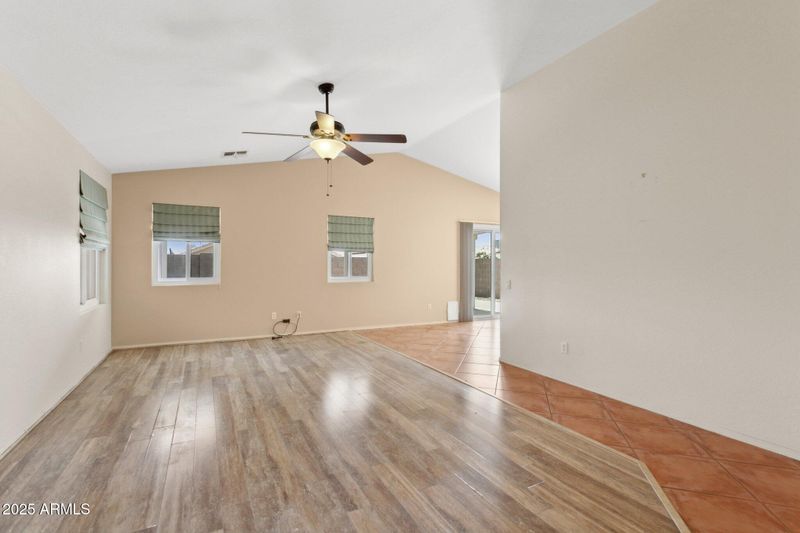 1945 W Renaissance Ave, Apache Junction, AZ 85120