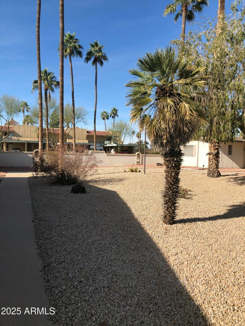 19453 Star Ridge Dr, Sun City West, AZ 85375