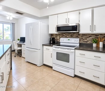 19455 N Star Ridge Dr, Sun City West, AZ 85375