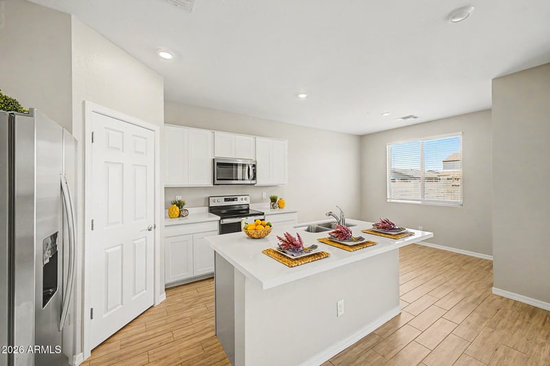 1946 E Georgia Ruth Ln, San Tan Valley, AZ 85140