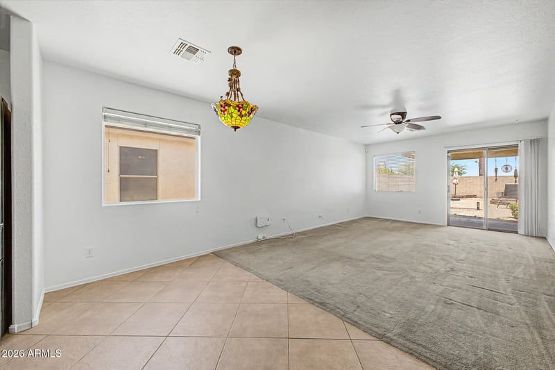 1946 Silversmith Trl, San Tan Valley, AZ 85143