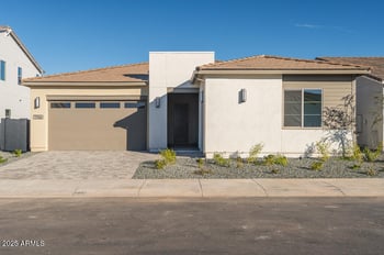 1946 Empeltre Rd, San Tan Valley, AZ 85140