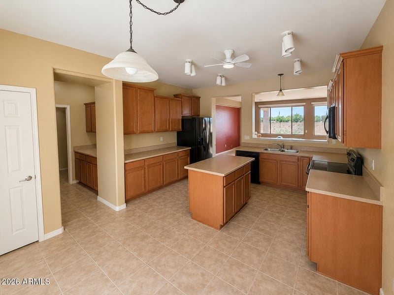 19466 Reins Rd, Queen Creek, AZ 85142