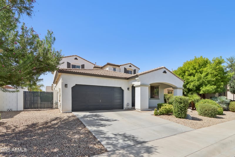 1947 Azalea Ct, Gilbert, AZ 85298