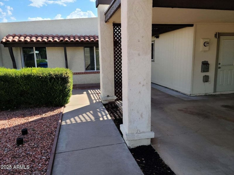 1947 Del Sur Dr, Tempe, AZ 85283