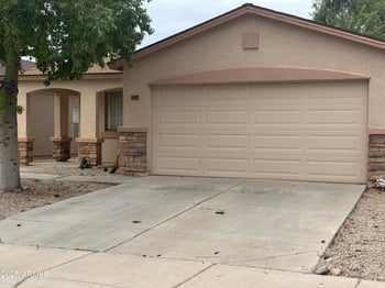 1947 Desert Moon Trl, San Tan Valley, AZ 85143