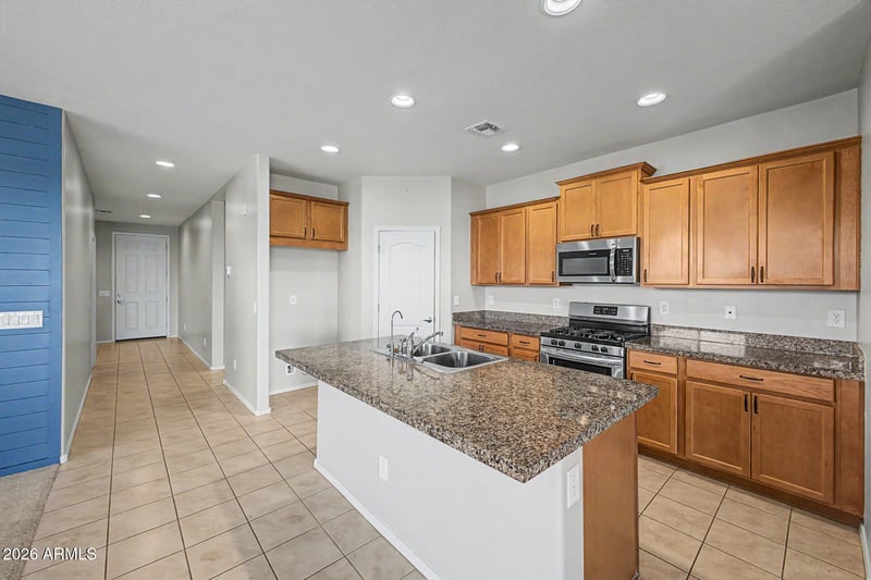 19473 Solano Dr, Litchfield Park, AZ 85340