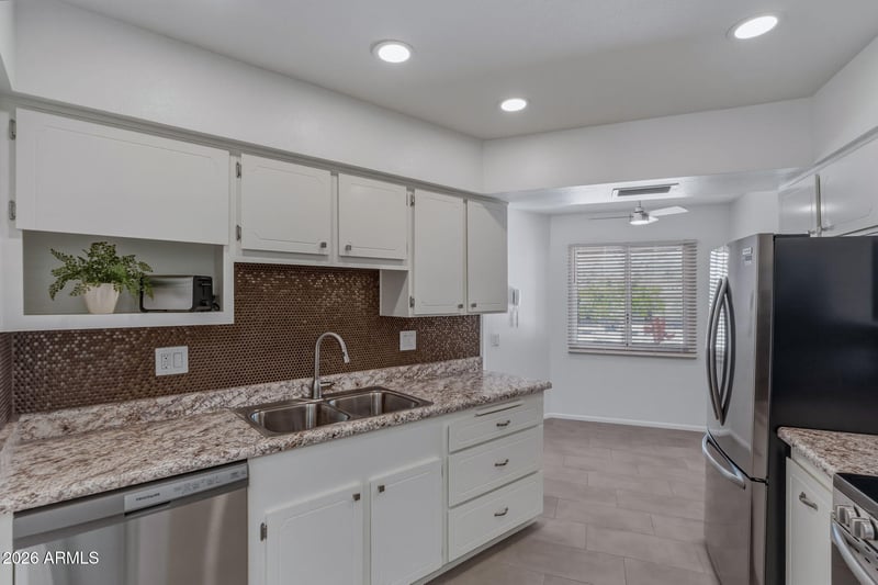 19477 Star Ridge Dr, Sun City West, AZ 85375