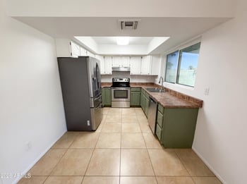 1948 Angela Dr, Phoenix, AZ 85023