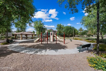 1948 Davis Rd, Phoenix, AZ 85023