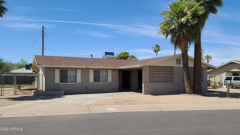 1949 E Carver Dr, Phoenix, AZ 85040