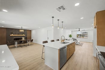 1949 Fremont Dr, Tempe, AZ 85282