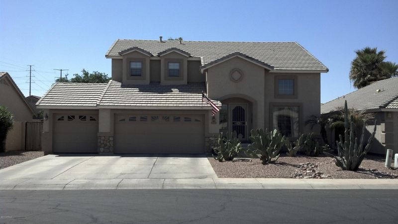 1949 E Smoke Tree Rd, Gilbert, AZ 85296