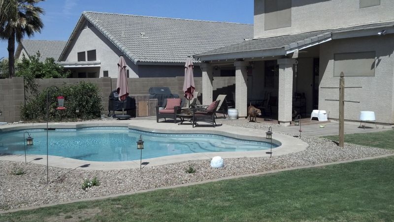 1949 E Smoke Tree Rd, Gilbert, AZ 85296