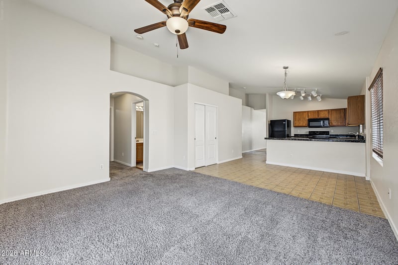 1949 W Vineyard Plains Dr, San Tan Valley, AZ 85144