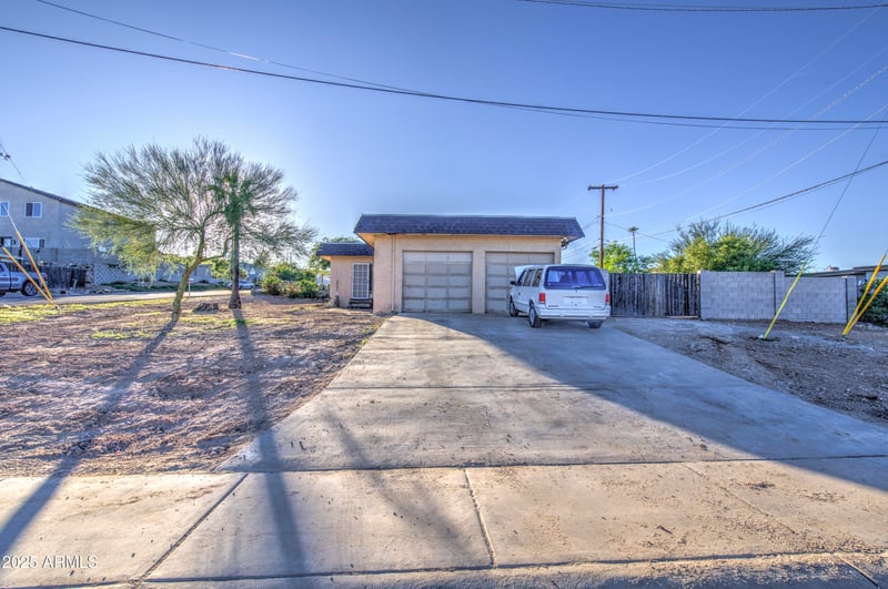 1950 Avenida Del Oro --, Phoenix, AZ 85022