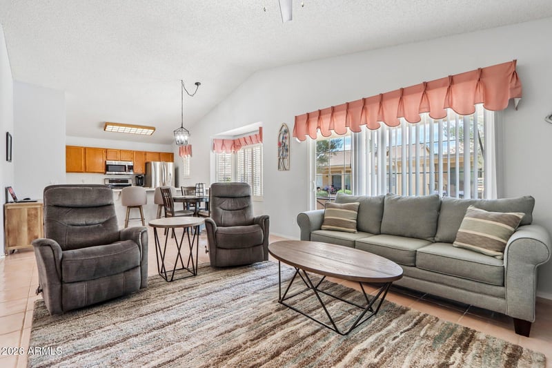 1950 E Winged Foot Dr, Chandler, AZ 85249